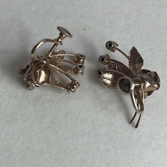 Vintage flower sprays climber earrings. Gold plated amber glass. - Picture 3 of 8